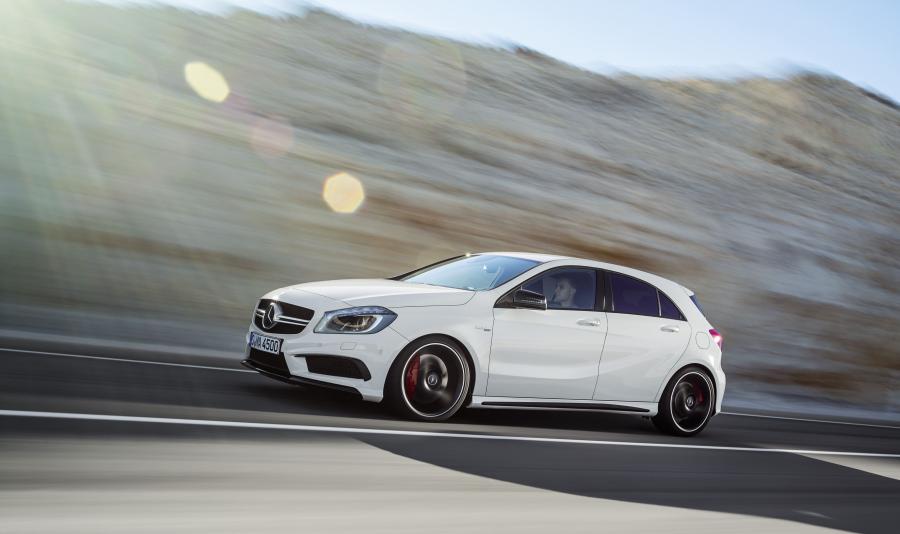  Mercedes-Benz A45 AMG 2013 года  (фото 21 из 55)